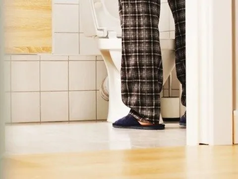 Dấu hiệu ban đêm cảnh báo căn bệnh ung thư dễ bị bỏ sót ở nam giới