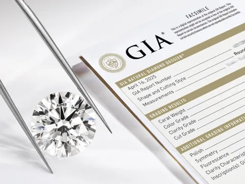 Tierra Diamond áp dụng chính sách “rẻ hơn hoàn tiền”: Bước ngoặt định giá kim cương Việt Nam