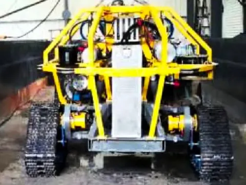 Phát hiện cỗ máy lạ di chuyển bằng dải xích dưới độ sâu 2.000 mét, âm thầm truy vết 7,3 tỷ tấn kho báu kim loại hiếm