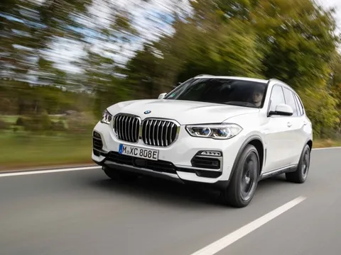 Cẩn trọng: Túi khí trên một số xe BMW có thể bất ngờ phát nổ