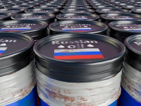 Mỹ và phương Tây liên tục 'giáng đòn', trụ cột kinh tế Nga rung lắc, nguồn thu giảm sốc