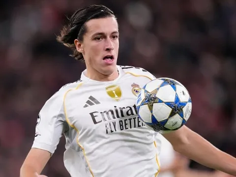 Real bất mãn với HLV tuyển Tây Ban Nha