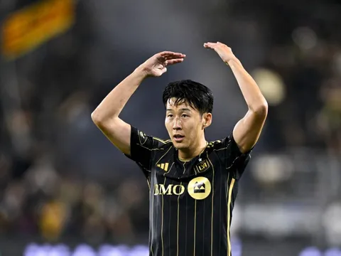 Tottenham thiệt hại nặng khi chia tay Son Heung-min