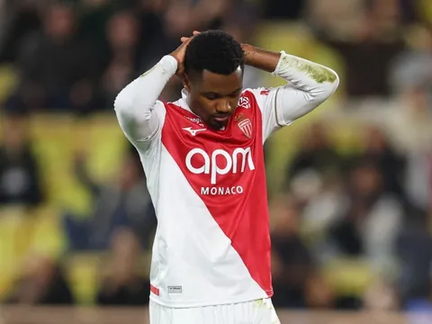 Fati sa sút, Monaco thảm bại