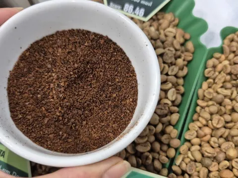 Giá cà phê hôm nay 7-11: Bất ngờ bốc hơi 3 con số