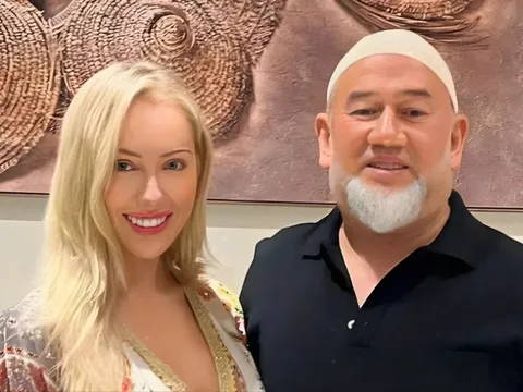 Cái kết cho cô gái Mỹ 'vô tình' cưới vị vua Malaysia