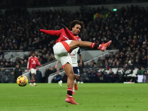 Chấn thương của Sesko khiến MU phải suy nghĩ lại về Zirkzee