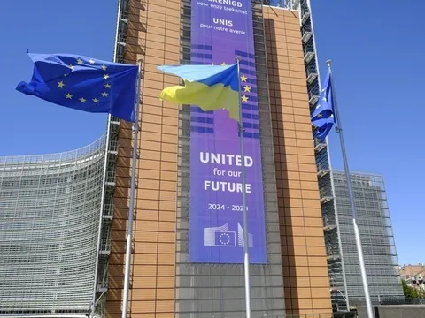 Brussels cảnh báo EU sẽ chịu thiệt hại nếu không khai thác tài sản đóng băng