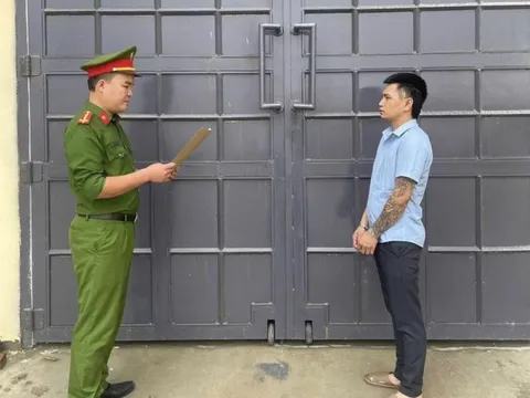 Giữ hộ 38 chỉ vàng khi đưa người đi cấp cứu, Hoàng Đình Đạt liền đem bán lấy 60 triệu đồng rồi cắt đứt liên lạc