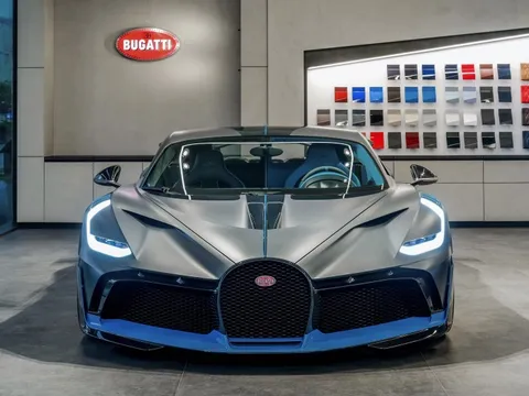 Bugatti mở showroom chính hãng đầu tiên ở Trung Quốc