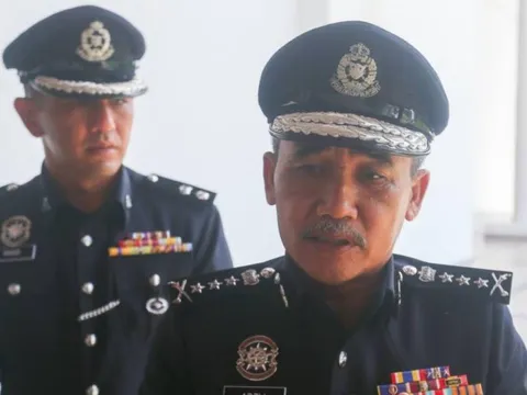 Chìm tàu chở hàng trăm người vượt biên ngoài khơi Malaysia