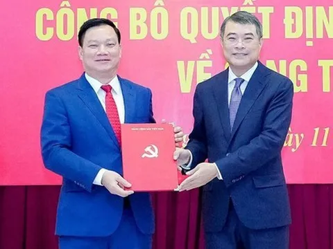 Chủ tịch UBND tỉnh Hưng Yên làm Bí thư Tỉnh ủy Nghệ An