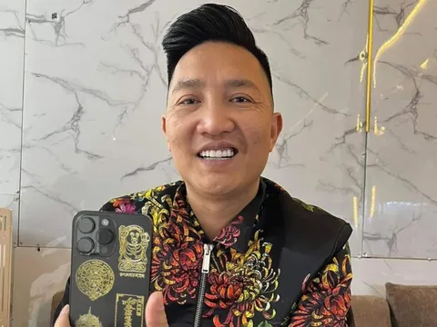 Huấn Hoa Hồng lên tiếng