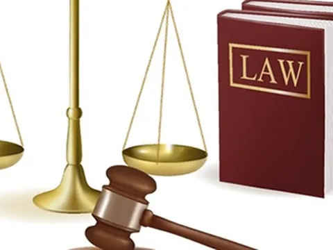 Chủ tịch UBND cấp xã duyệt danh sách tinh giản biên chế người hoạt động không chuyên trách