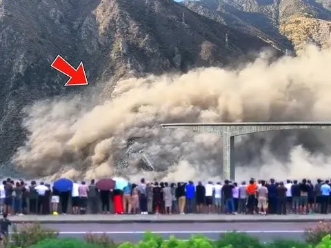 Cận cảnh sập cầu gần nhà máy thủy điện Trung Quốc: Mới sử dụng từ đầu năm, phát hiện dấu hiệu lạ trước đó