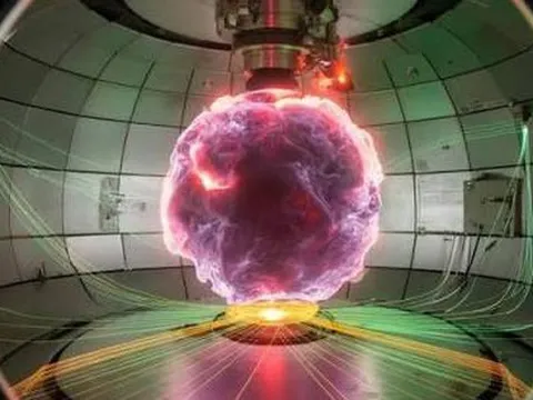Công bố đoạn phim đầu tiên bên trong lò phản ứng tổng hợp hạt nhân 20 triệu độ