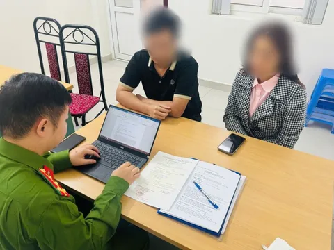 Loạt sai phạm của khách sạn 'bùng' phòng cô gái lúc 2h sáng