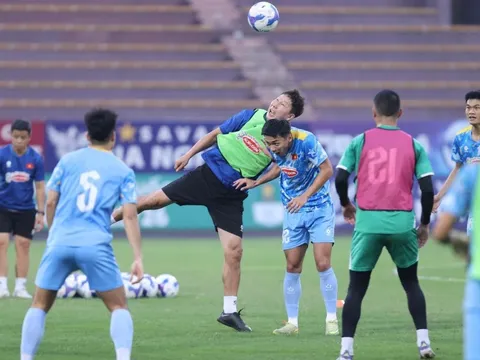 Đổi lịch trận Lào gặp Việt Nam