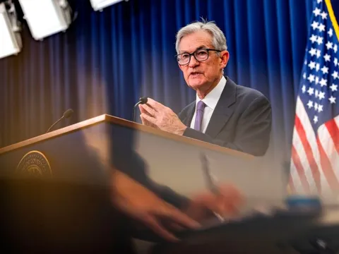 Fed gặp bất ổn