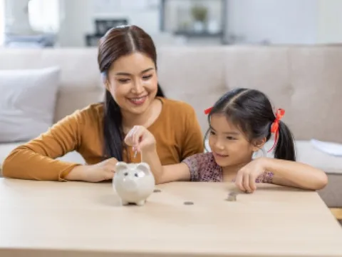 Từ ‘đủ sống’ đến yên tâm - thu hẹp khoảng trống bảo vệ tài chính