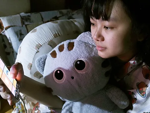 Tình yêu thời AI có giống cha anh...- Kỳ 2: Hẹn hò qua màn hình, dễ chạm đến trái tim?