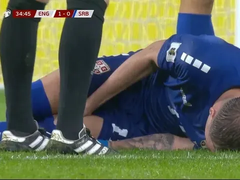 Cảnh tượng đáng sợ trong chiến thắng của tuyển Anh