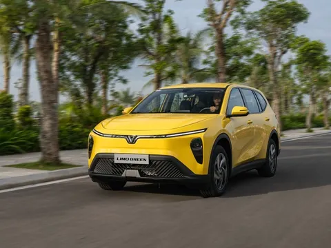 Bán hơn 2.600 xe, Mitsubishi Xpander vẫn xếp sau MPV điện Limo Green