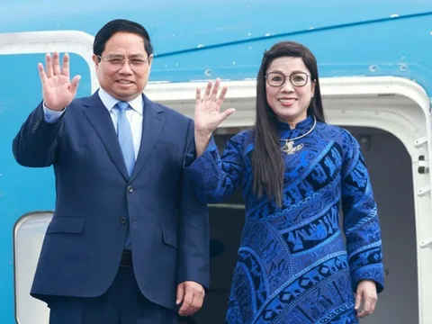 Thủ tướng Phạm Minh Chính và Phu nhân khởi hành chuyến công tác tại 3 nước