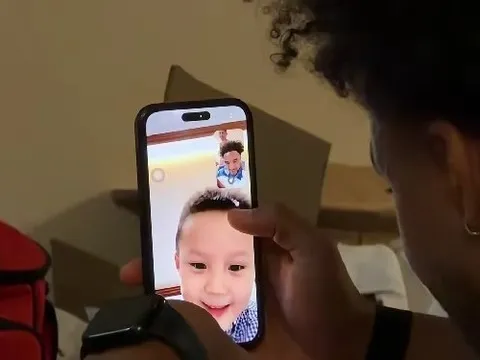 Cuộc trò chuyện thú vị của con trai Duy Mạnh với Xuân Son