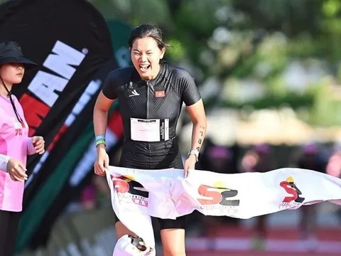 Ánh Viên chinh phục 3 môn phối hợp