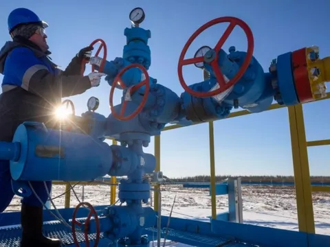 Đang gặp khó giữa 'bão' lệnh trừng phạt, Nga 'mừng như bắt được vàng': Sắp mở dự án khí đốt công suất vận chuyển 50 tỷ m3/năm, tốn 30 tỷ USD vẫn sẵn sàng làm