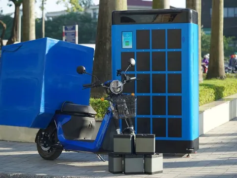 Trạm đổi pin xe điện đầu tiên ở Việt Nam: Làm bằng gỗ, màn hình máy tính cũ, 'quẹt thẻ' bằng Bằng lái xe, nay đã cán mốc 1 triệu lượt đổi