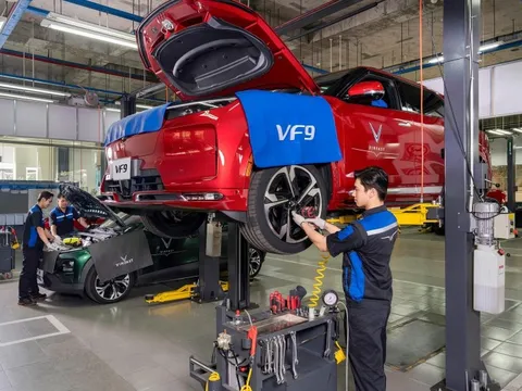 VinFast ồ ạt tuyển 4.500 lao động tại Hải Phòng, Hà Tĩnh: Công nhân đạt chỉ tiêu được thưởng luôn 10 triệu đồng, lương kỹ sư lên đến 38 triệu đồng