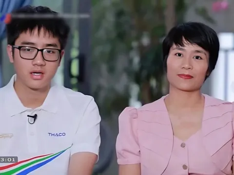 Mẹ con, vợ chồng, anh em ruột cùng thi Đường lên đỉnh Olympia