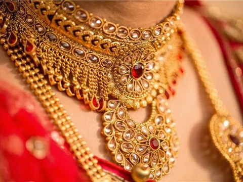 Nhập khẩu vàng của quốc gia châu Á tăng 200% trong tháng 10, thâm hụt hàng hóa đạt mức cao nhất mọi thời đại