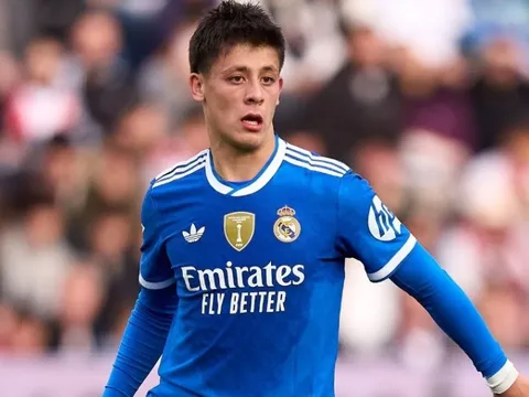 Man City ra giá trăm triệu euro cho Arda Guler