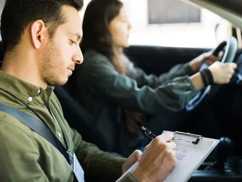 Thi lý thuyết 128 lần vẫn chưa đỗ bằng lái ôtô