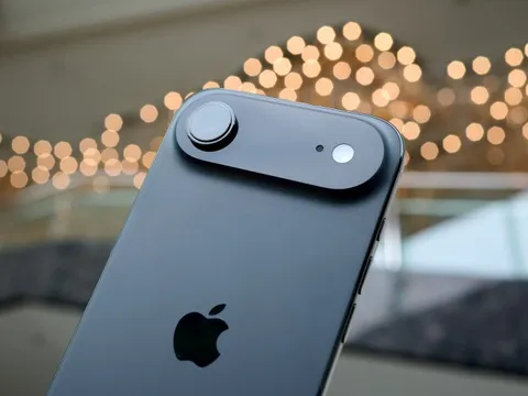 Ngôi sao thiết kế rời khỏi Apple