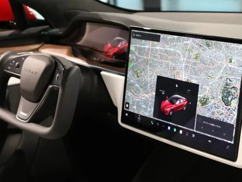 Tesla bổ sung tính năng mà Elon Musk 'ghét cay ghét đắng'