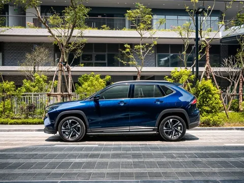 Hồi kết cuộc 'nội chiến' SUV xăng đô thị