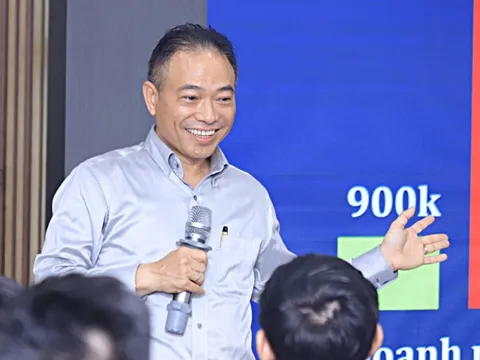 Nhớ bụi phấn trên mái tóc thầy cô - Kỳ 3: 'Người đưa đò' thanh niên Việt sang xứ Phù Tang