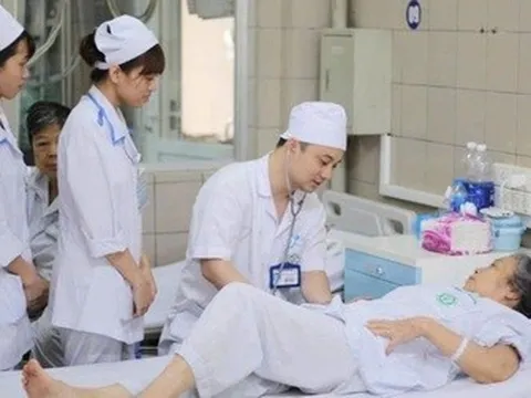 Những thầy cô mặc áo blouse trắng: Người truyền lửa tri thức và y đức