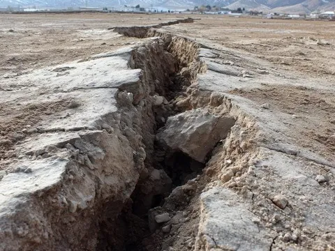 Phát hiện đứt gãy 'tự liền' chỉ sau vài giờ, nguy cơ động đất tăng khó lường