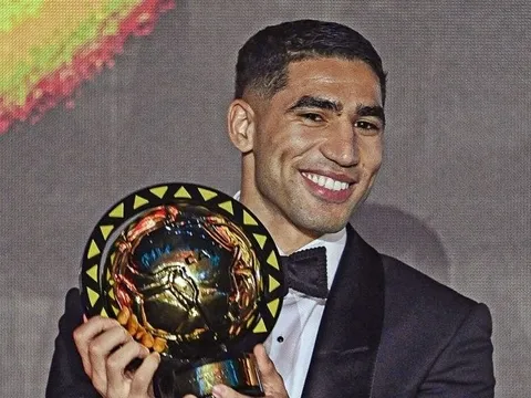 Hakimi đi vào lịch sử