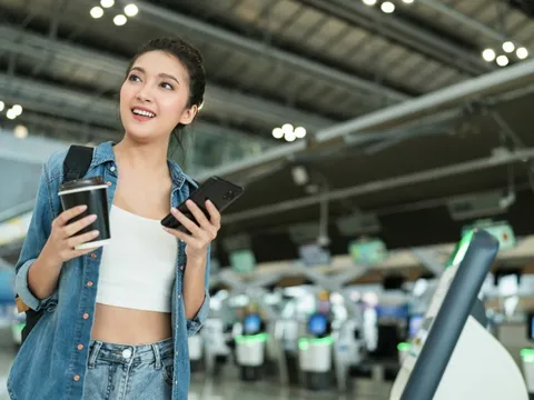 Muôn kiểu dân văn phòng săn vé máy bay Tết