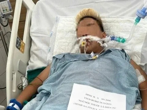 Cảnh báo thế hệ trẻ mắc bệnh người già vì thuốc lá mới