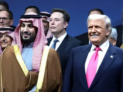 Mỹ bật đèn xanh bán 70.000 chip AI cho UAE và Saudi Arabia