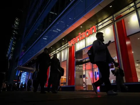 Verizon và cú sốc sa thải 13.000 người lớn nhất lịch sử: Tín hiệu của một cuộc tái cấu trúc sâu và cuộc đua sinh tồn trong viễn thông Mỹ