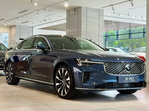 Chi tiết Volvo S90 T8 Recharge thế hệ mới, giá gần 2,8 tỷ đồng