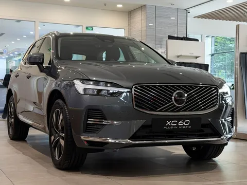 Chi tiết Volvo XC60 nâng cấp vừa đến Việt Nam, giá hơn 2,2 tỷ đồng